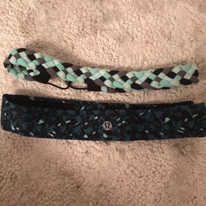 Lot of 2 Lulu lemon headbands 😁❤️